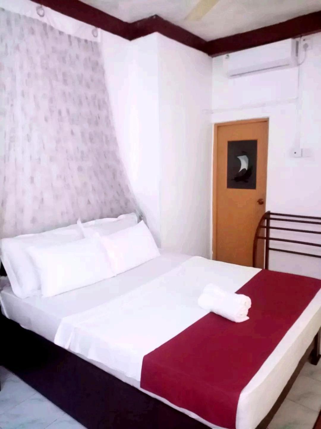 Chandi Mahal Homestay Канді Номер фото